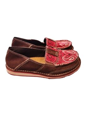Ariat Cruiser Red Paisley Bandana Print Brown Suede Loafer Size 5.5B Slip-On